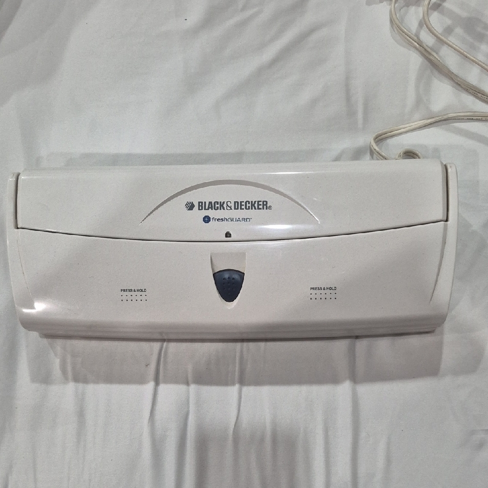 Black & Decker Freshguard Food Sealer VS200 Professional Performance Model